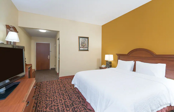 King Bed ADA